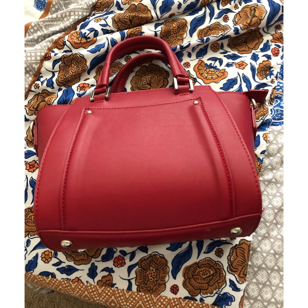 Charming Charlie’s Res purse.